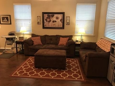 1st image of 521 Hadleybrook Dr