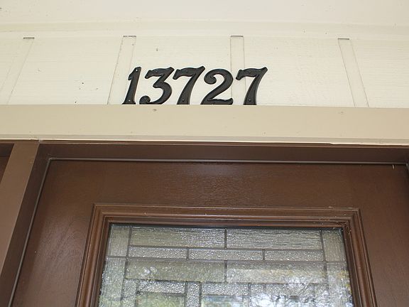 5th image of 13727 Wood Point