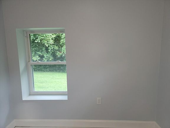 3rd image of 6728 Yecker Ave