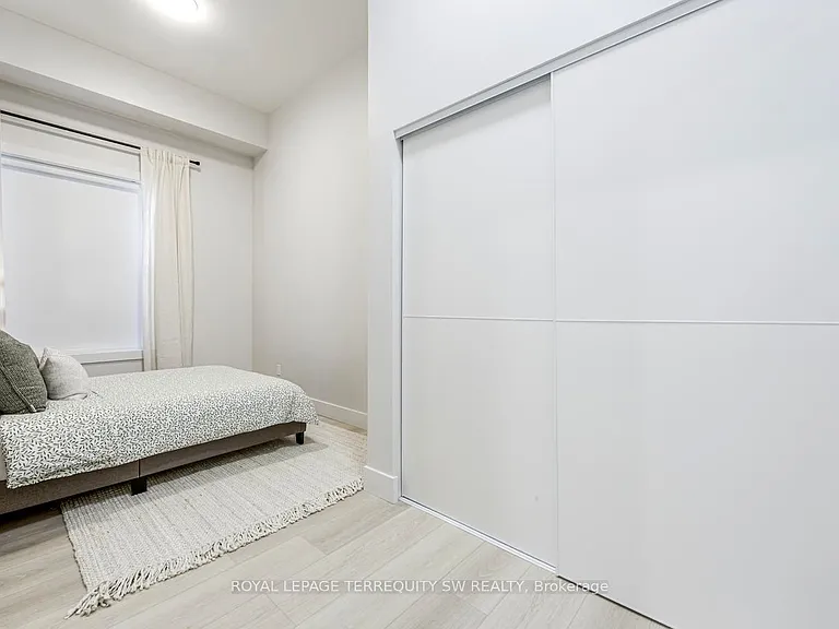 145 Clapperton St #204 — Photo 20