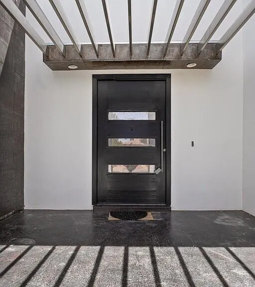 6324 Via Serena Dr — Photo 2