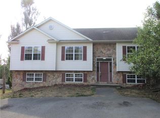521 Anderson Rd, Ford City, PA 16226