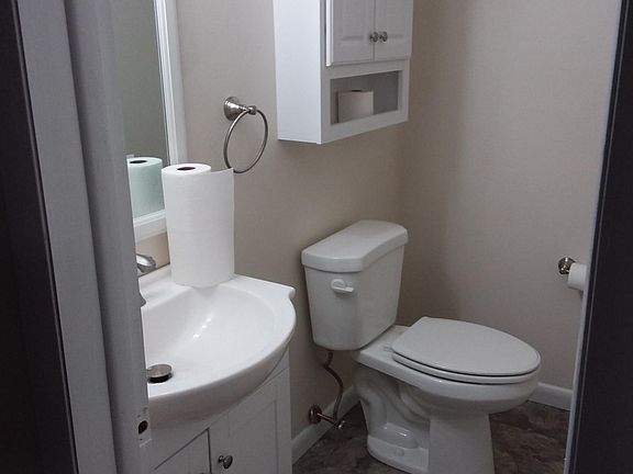 5th image of 3000 Christy Lynn Dr #31