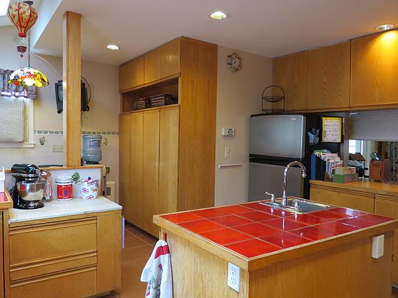 4th image of 26 Farrington St