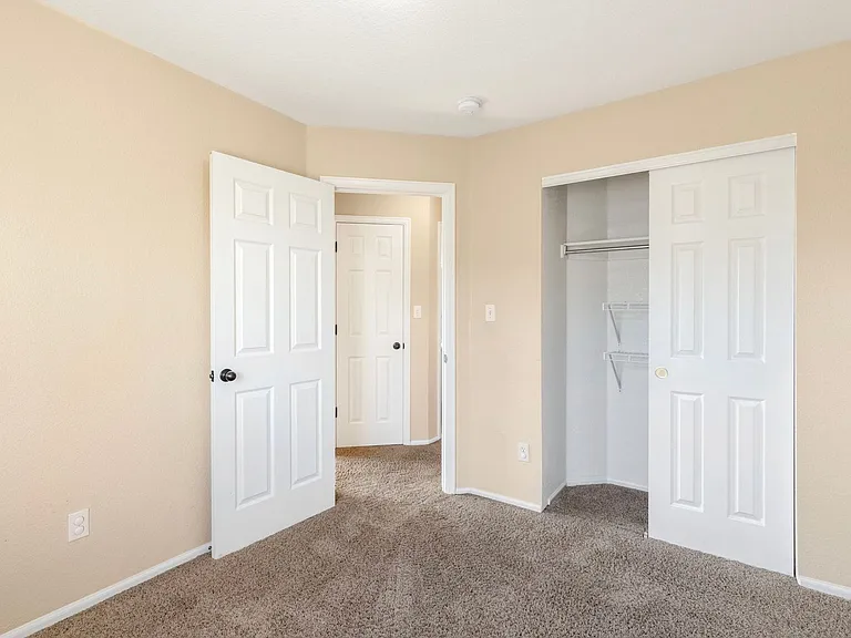 6276 Riverdale Dr — Photo 25