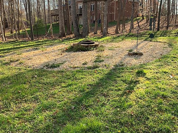 4th image of 216 Bent Creek Ct