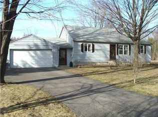 11085 W Jolly Rd, Lansing, MI 48911