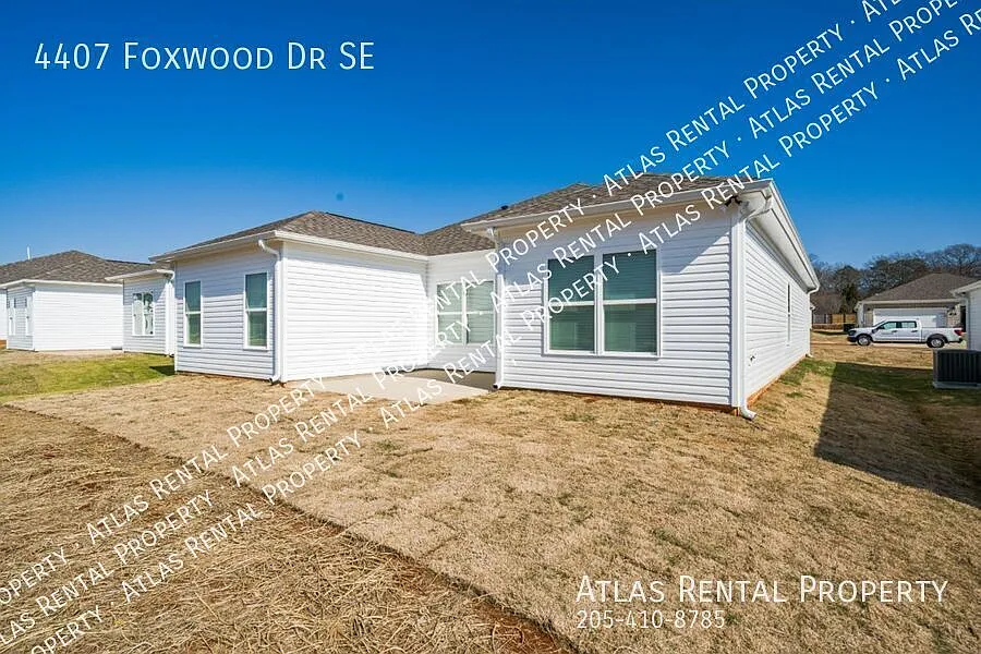 Building Photo - 4407 Foxwood Dr