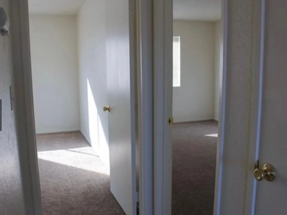 3018 Milton Dr #2