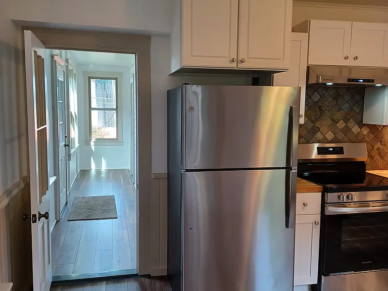 229 Alameda Ave — Photo 8