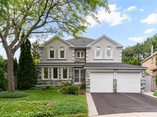 1359 Saddler Cir, Oakville, ON L6M 2X6