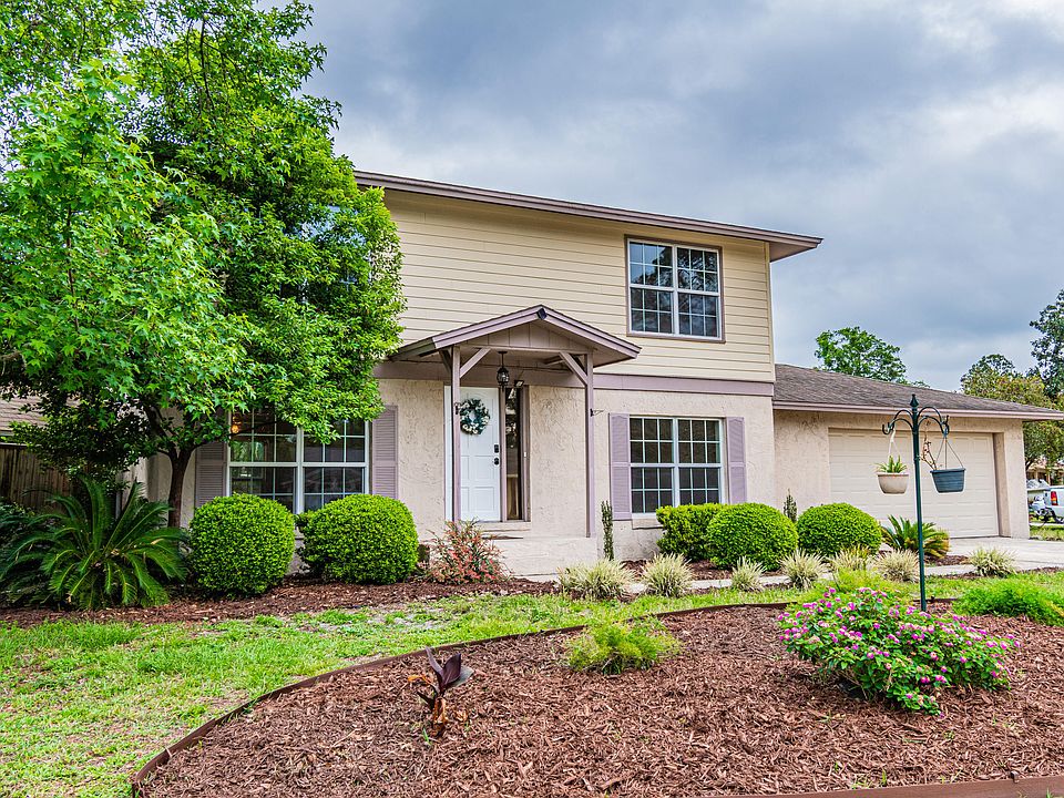 1st image of 4923 Pine Cone Ct