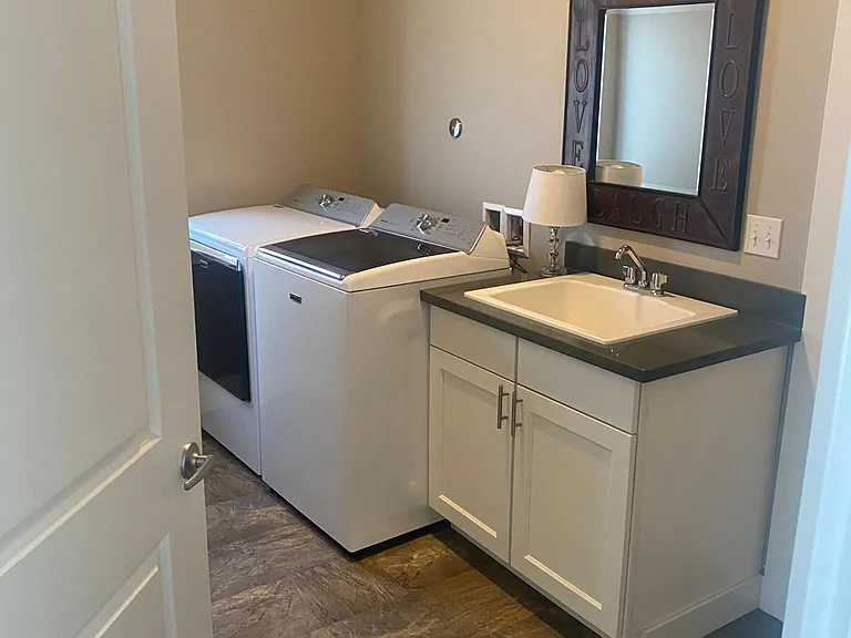 6105 Murray Way NE — Photo 7