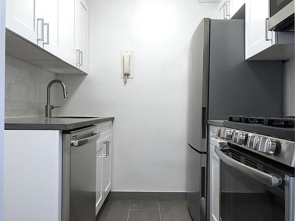 5th image of 185 E 85th St APT 33N