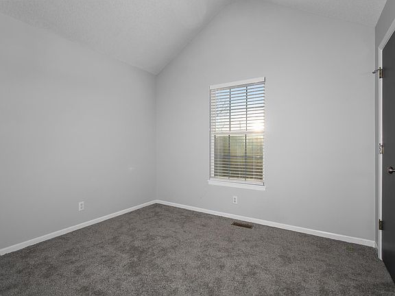 Middle bedroom upstairs.