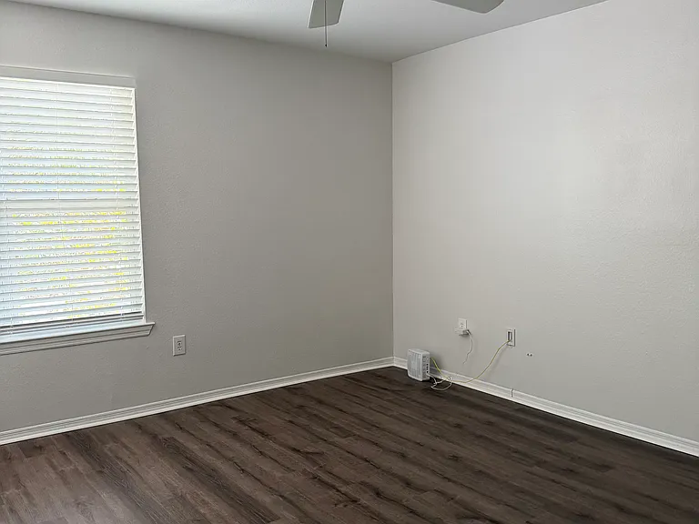 404 Summit Ridge Pl #208 — Photo 9