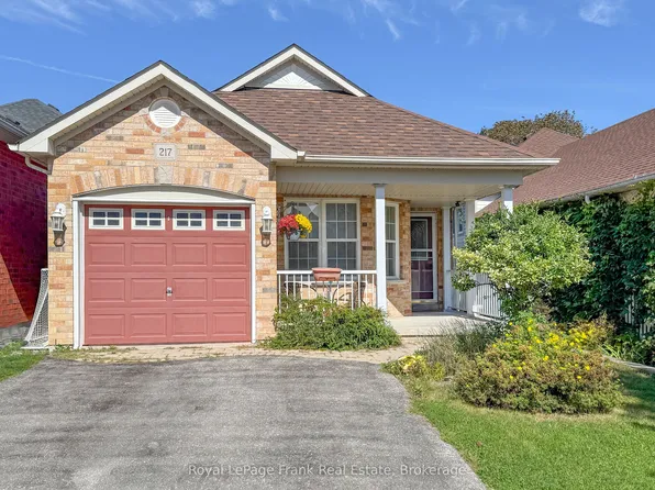 217 Cornish Dr, Clarington, ON L1E 3H4