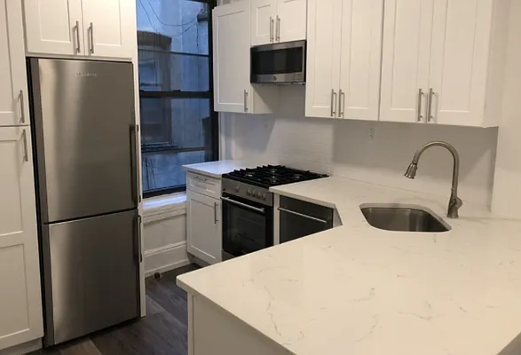 Rented by Compass | media 6