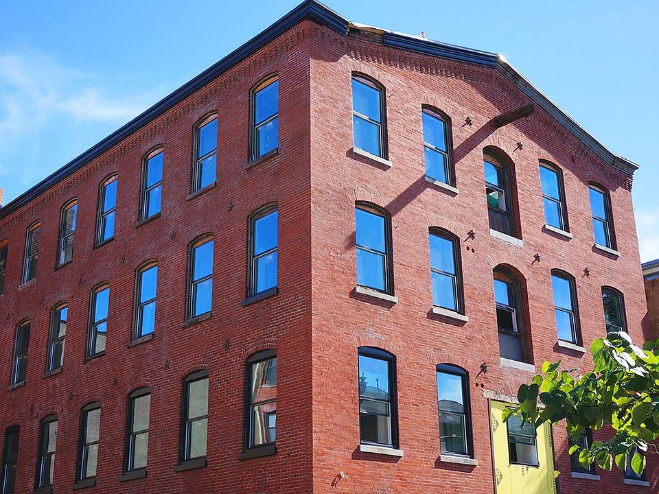 1st image of 1133 N 4th St #105
