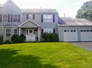 15 Samuel Dr, South River, NJ 08882