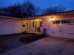 1112 N Long St, Shelbyville, IL 62565
