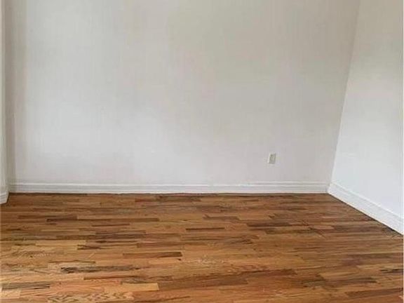 4th image of 54 Fillmore St Floor 1
