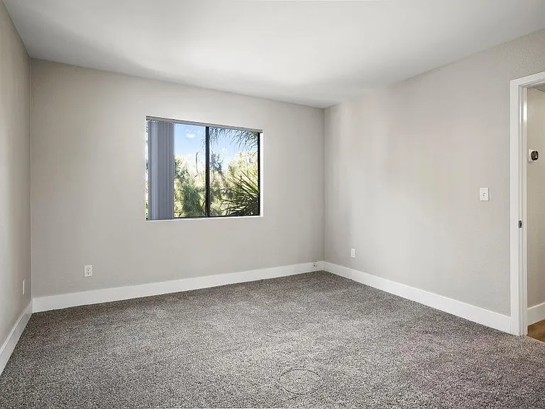 Brody Terrace Apartments — Photo 26