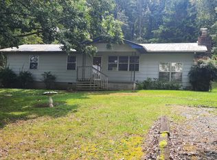 697 Newt Johnson Rd, Chickamauga, GA 30707