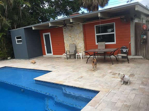 2nd image of 545 SW 15th Ave #2