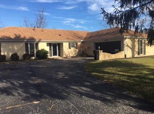 4390 Willow Run Dr, Dayton, OH 45430