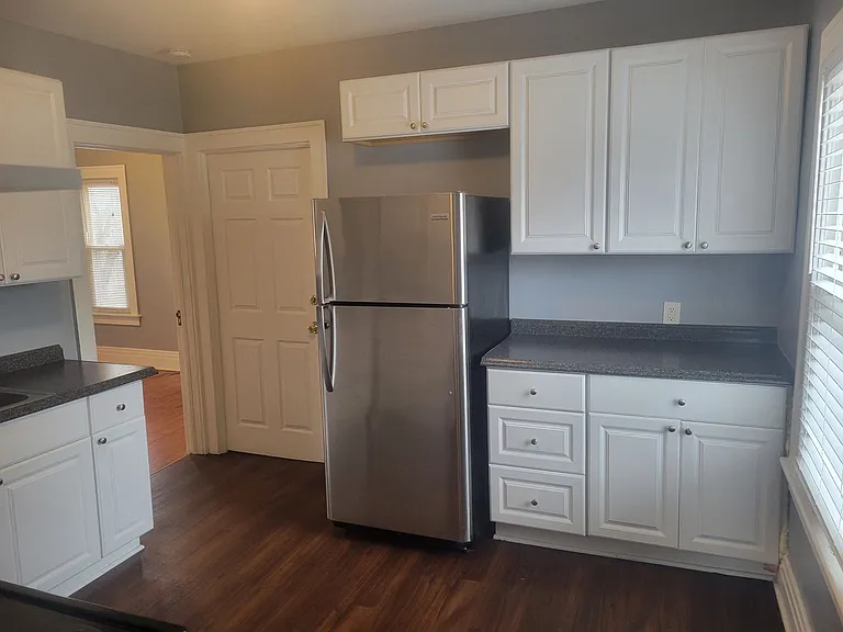 126 Flanders St — Photo 3