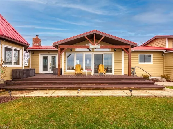 817 Lakeshore Rd, Haldimand County, ON N0A 1P0