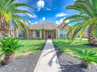11401 Freestone Ave, Pearland, TX 77584