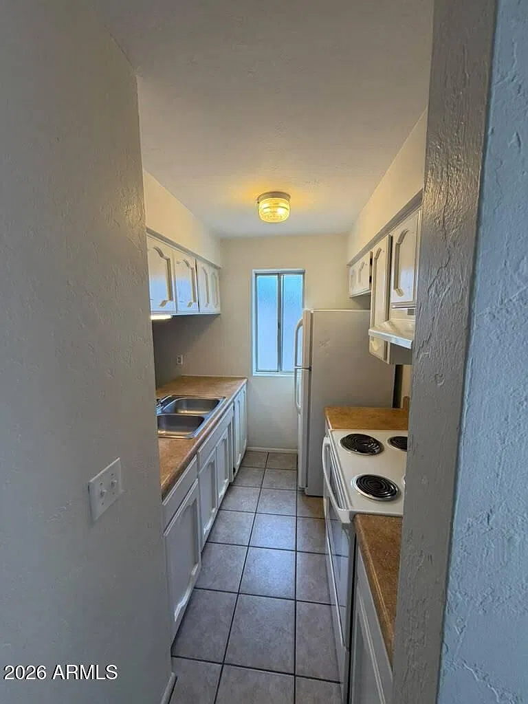 2 bed, 1.0 bath, 900 sqft, $875 — Photo 4