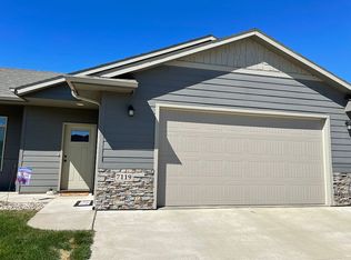 7119 S Hanson Ave S, Sioux Falls, SD 57108