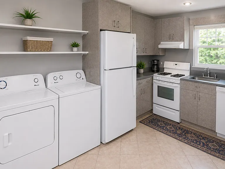 34 Lenox Ave #2 — Photo 5