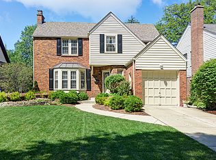 210 S Edgewood Ave, La Grange, IL 60525