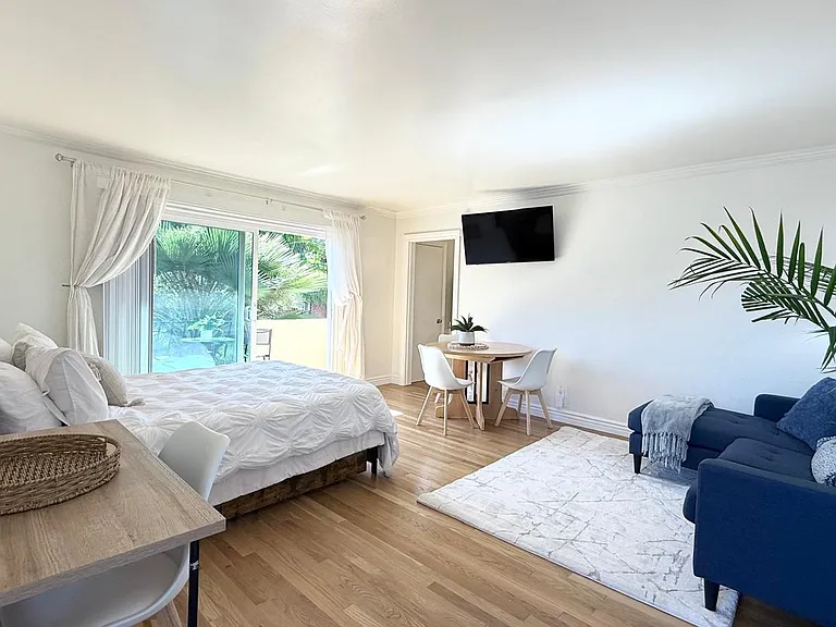 39 Catamaran St #3 — Photo 2