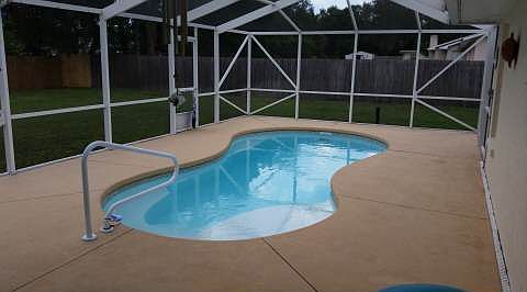 3rd image of 3413 Dolphin Dr