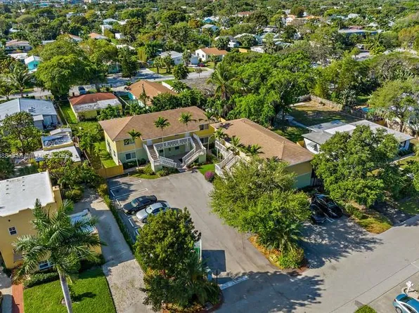 242 NE 12th St, Delray Beach, FL 33444
