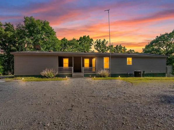 300 Chinn Springs Rd, Batesville, AR 72501