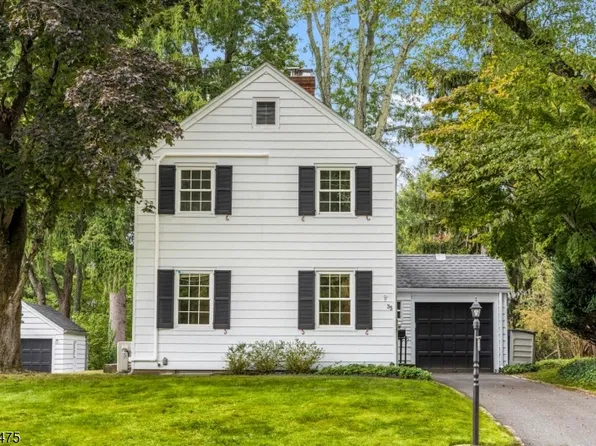 35 Maple St, New Providence Boro, NJ 07974