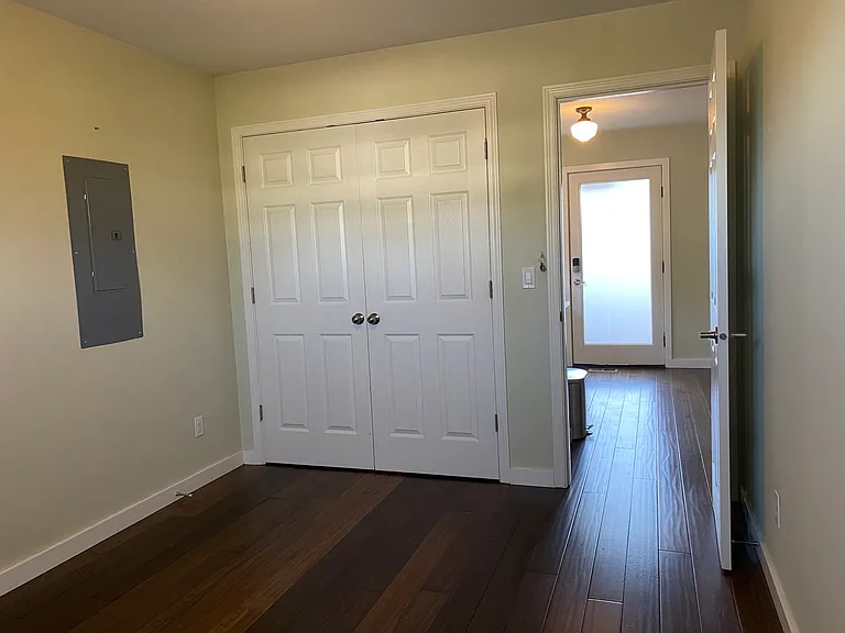 2408 N Baldwin St #B — Photo 15