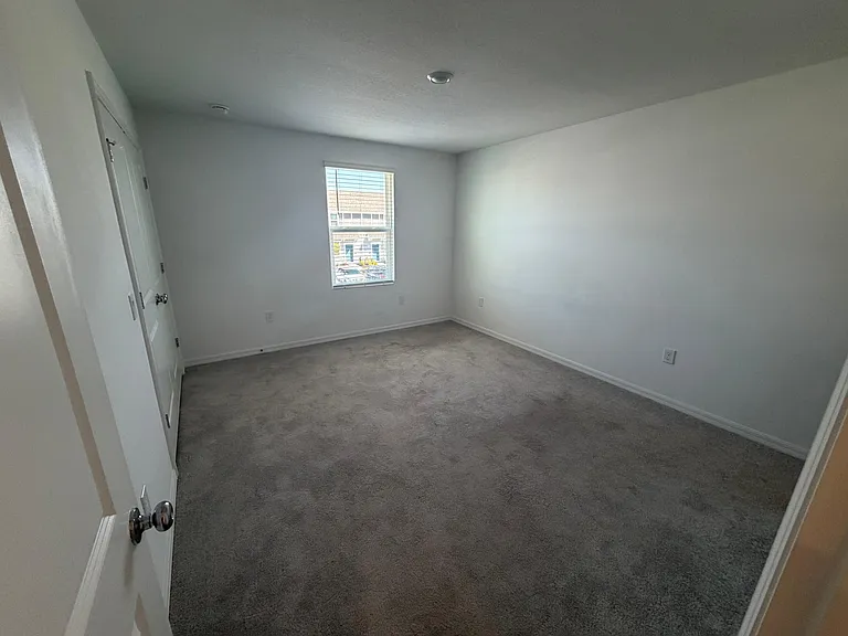 2984 Skyline Loop — Photo 13