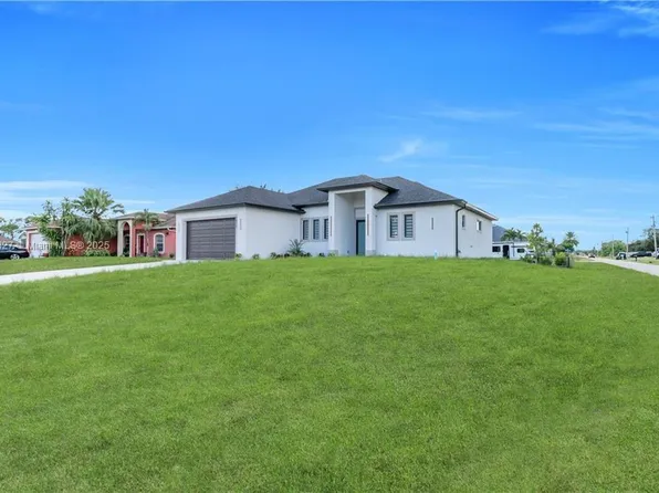 2900 Bruce Ave S, Lehigh Acres, FL 33976