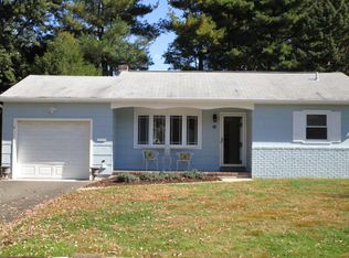 14 Stanford Dr, Toms River, NJ