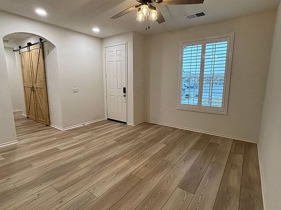 2nd image of 2512 Vista Del Mar Ln