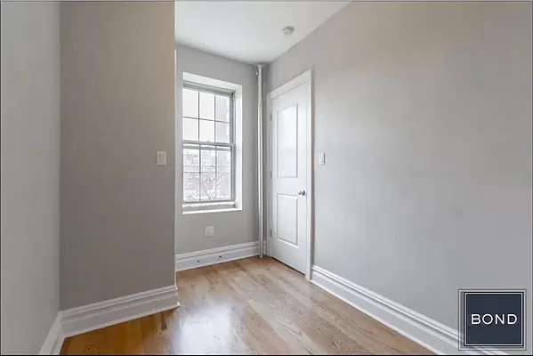 Rented by Bond New York | media 4