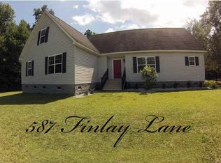 587 Finlay Ln, Cottageville, SC 29435