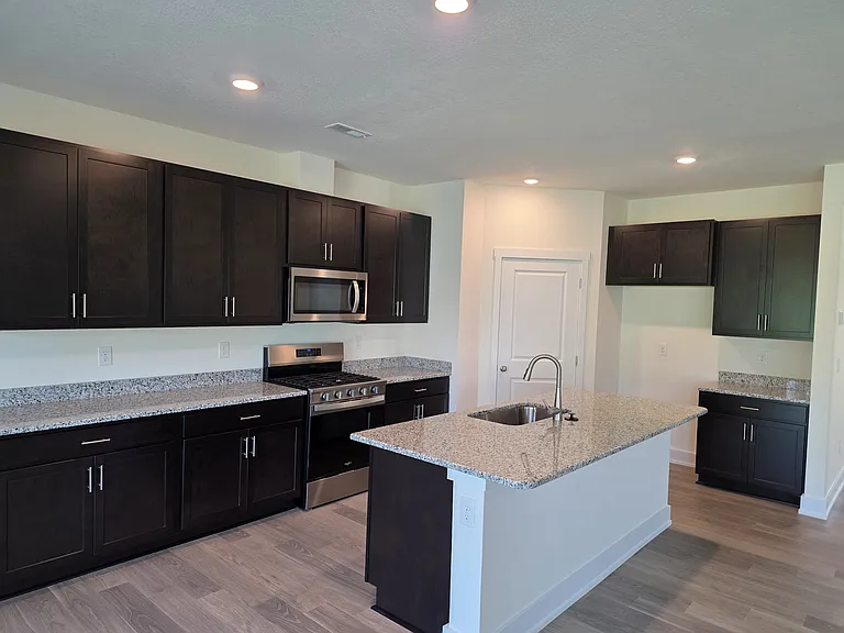 1107 Emily Louise Ln — Photo 13